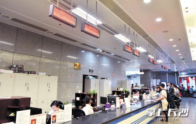 南昌同城24小时医保提取(同城医保卡转移怎么办理)